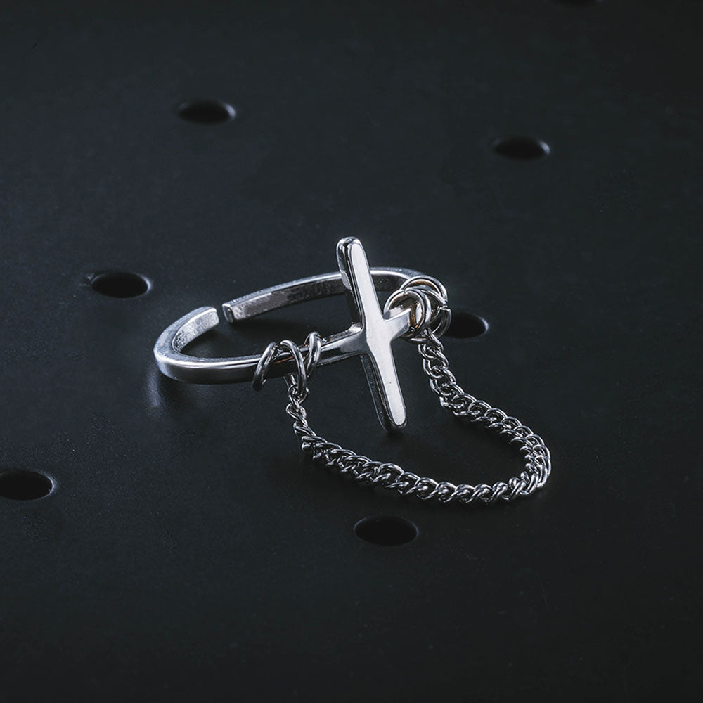 CROSS AND CHAIN ADJ PINKY RING