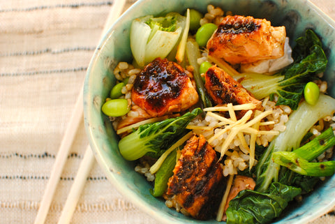 Proper Dieting with Grilled Salmon, Brown Rice and Veggies