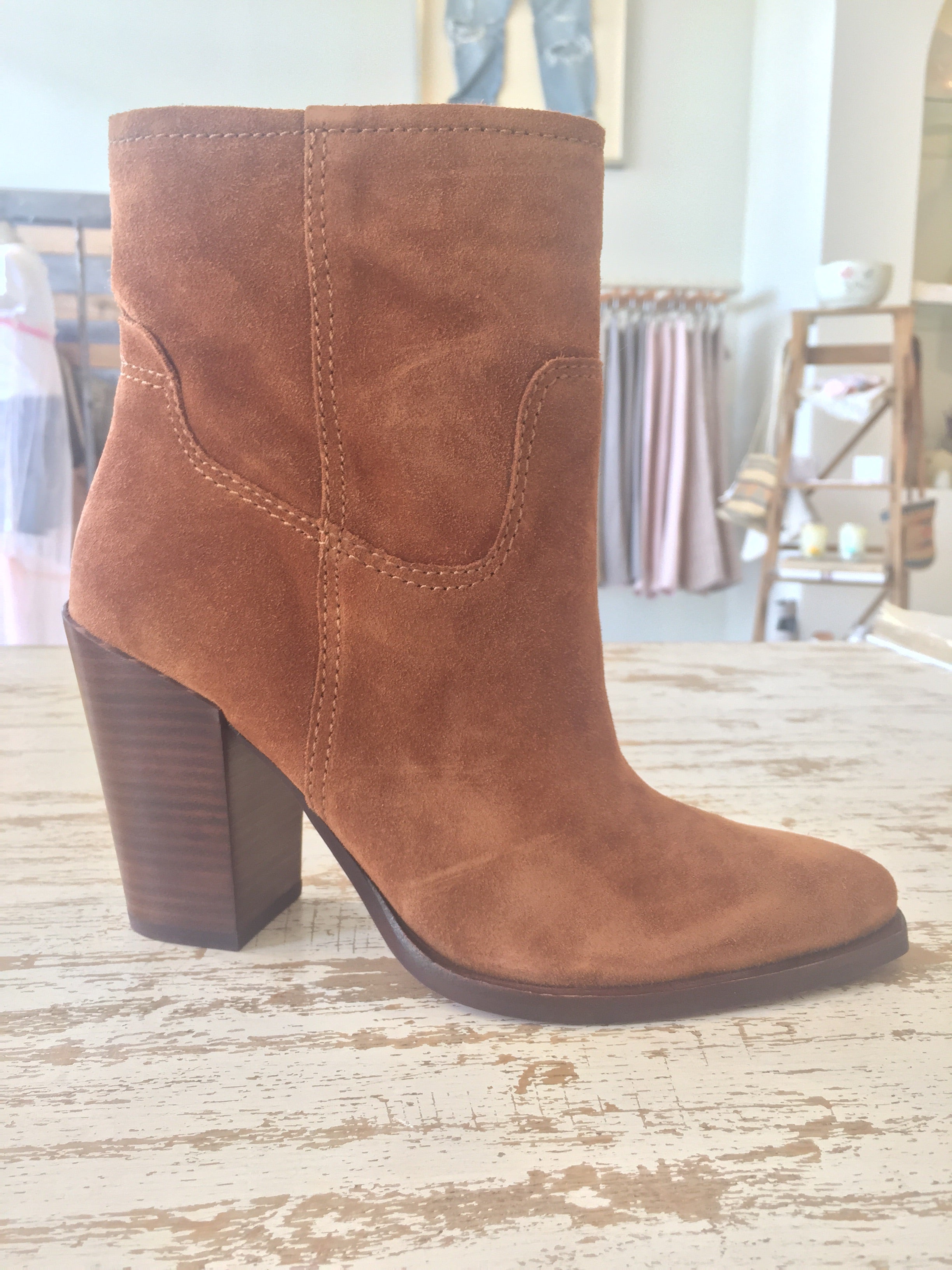 dolce vita kelani booties