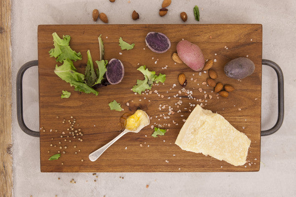 Featured image of post Cutting Board With Metal Handles : Set of empty wooden shapes.