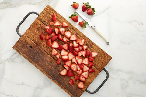 farmhouse-cutting-board-with-side-handles