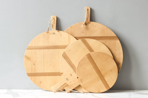 Wood Cutting Board Decor Roundup - Caitlin Marie Design