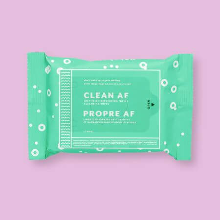 clean af wipes to nourish and clean skin