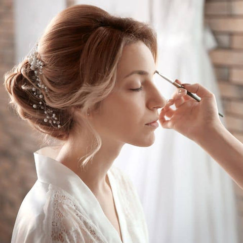 apply eye gels before makeup bridal before