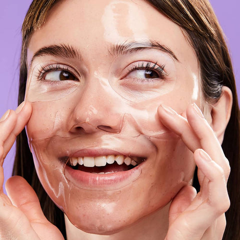 woman wearing bubble face mask to hydrate and restore with vitamin c