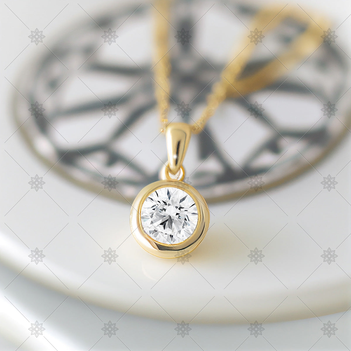 Diamond solitaire pendant