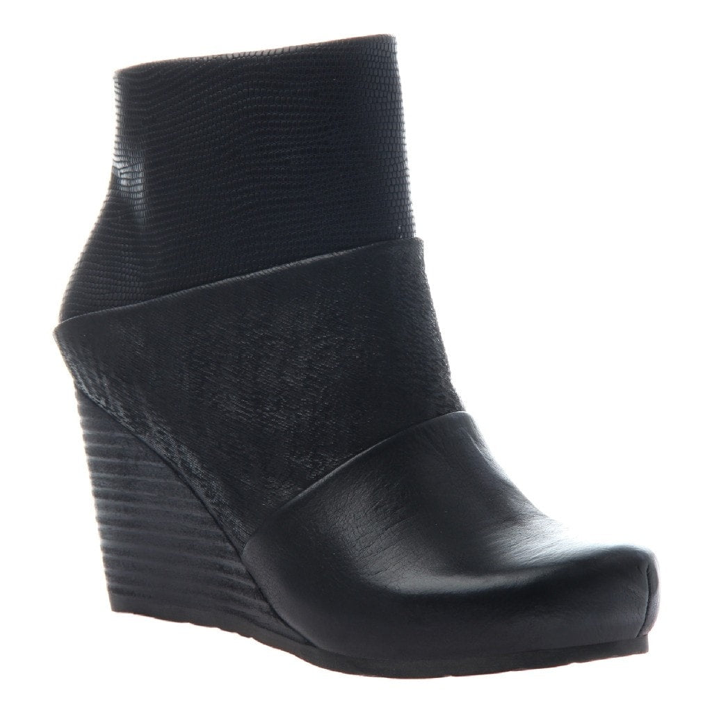 attention wedge booties