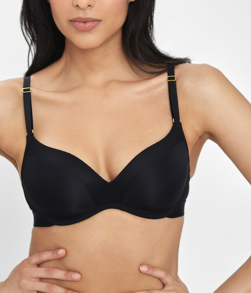 Triumph Padded Non Wired Medium Coverage Push-Up Bra - Black