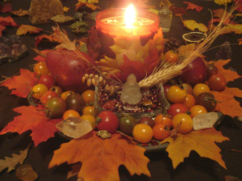 mabon altar - found on pinterest