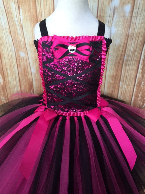 draculaura dress