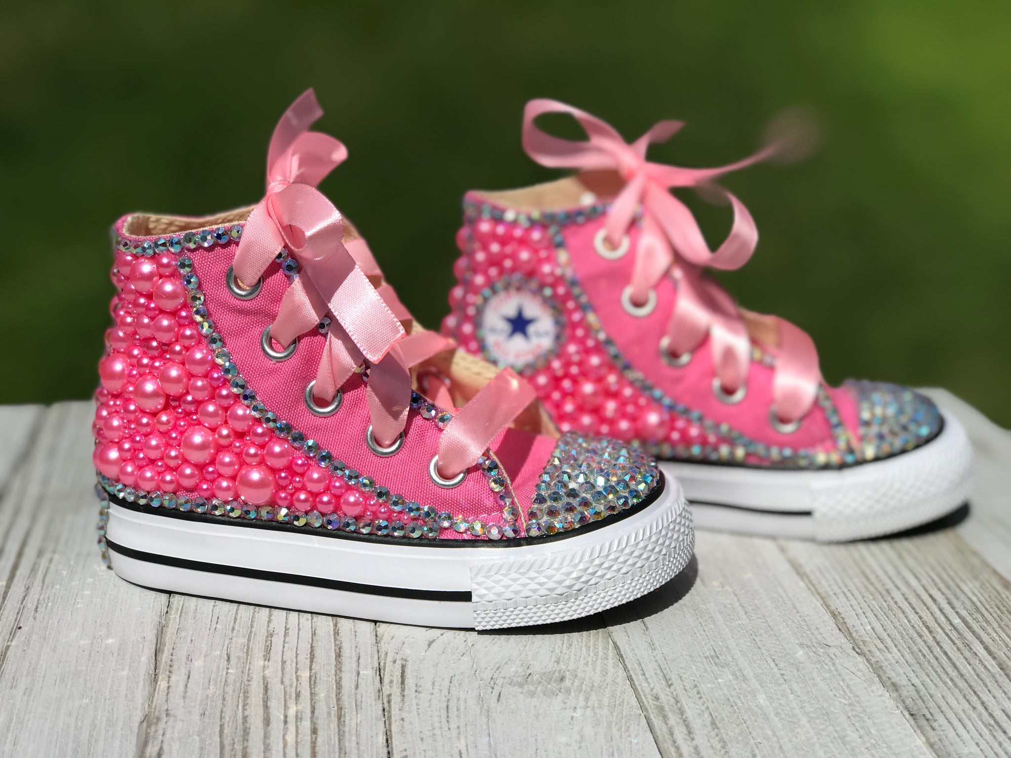 pink bedazzled converse