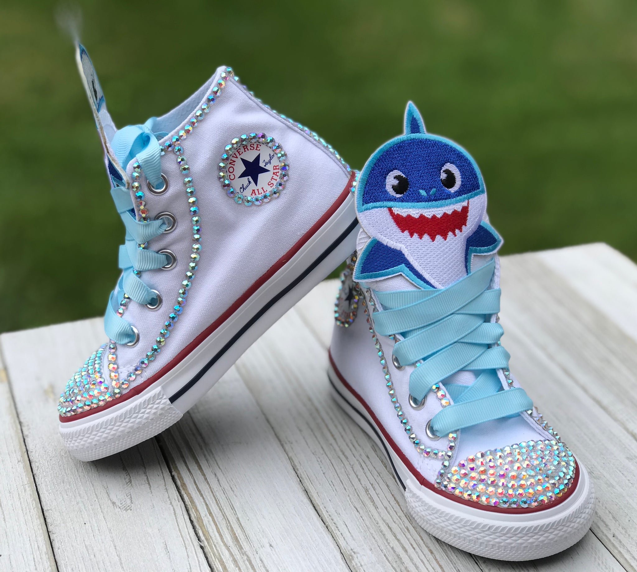 converse shark sole