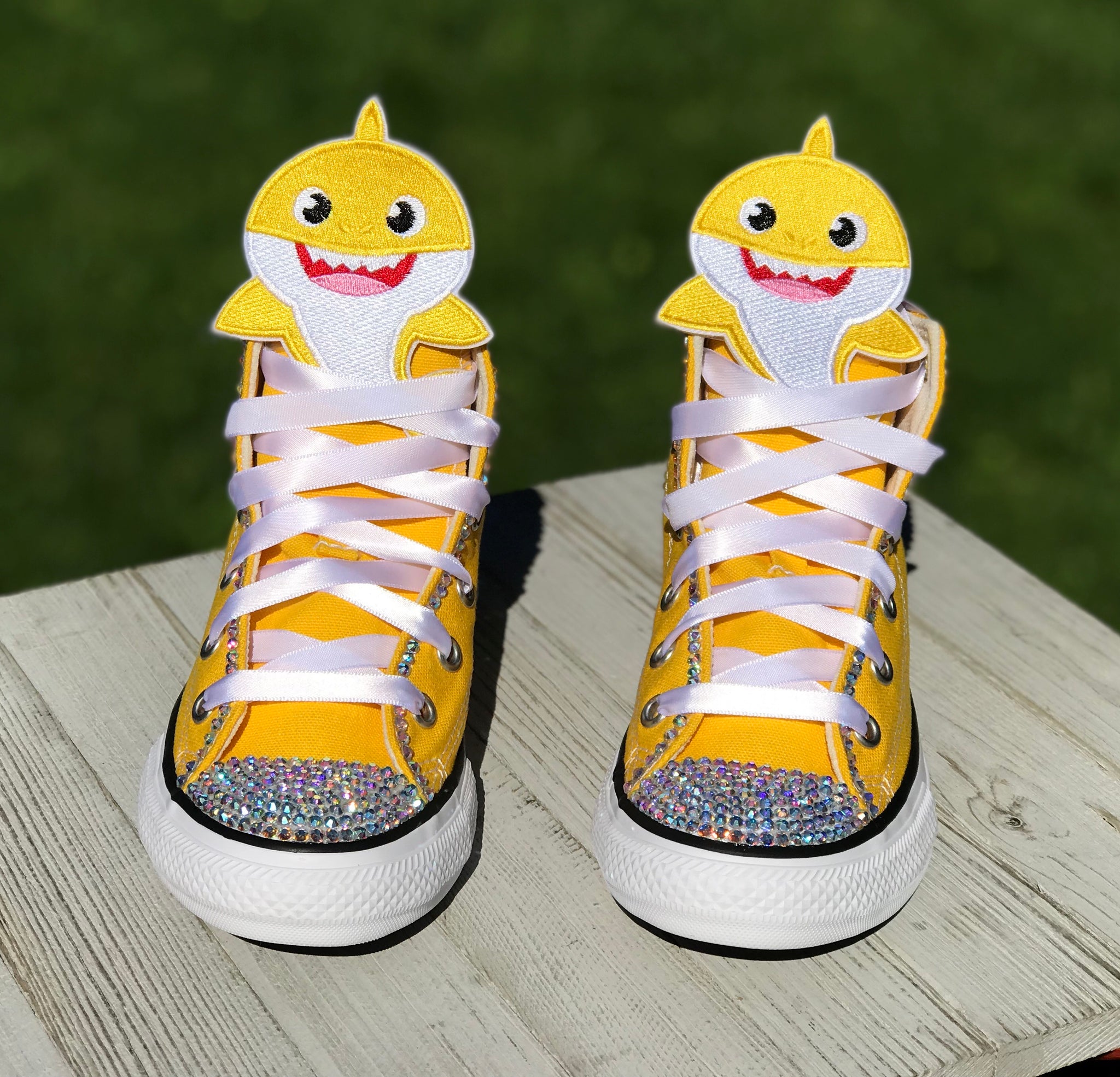 Baby Shark Converse, Infants and Toddler Shoe Size 2-9 (Hard Sole), Ye ...