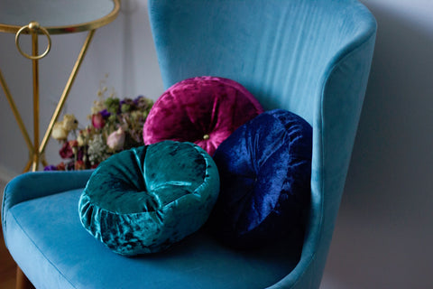 The Art Of Choosing The Perfect Cushion Cover: From Cotton To Velvet