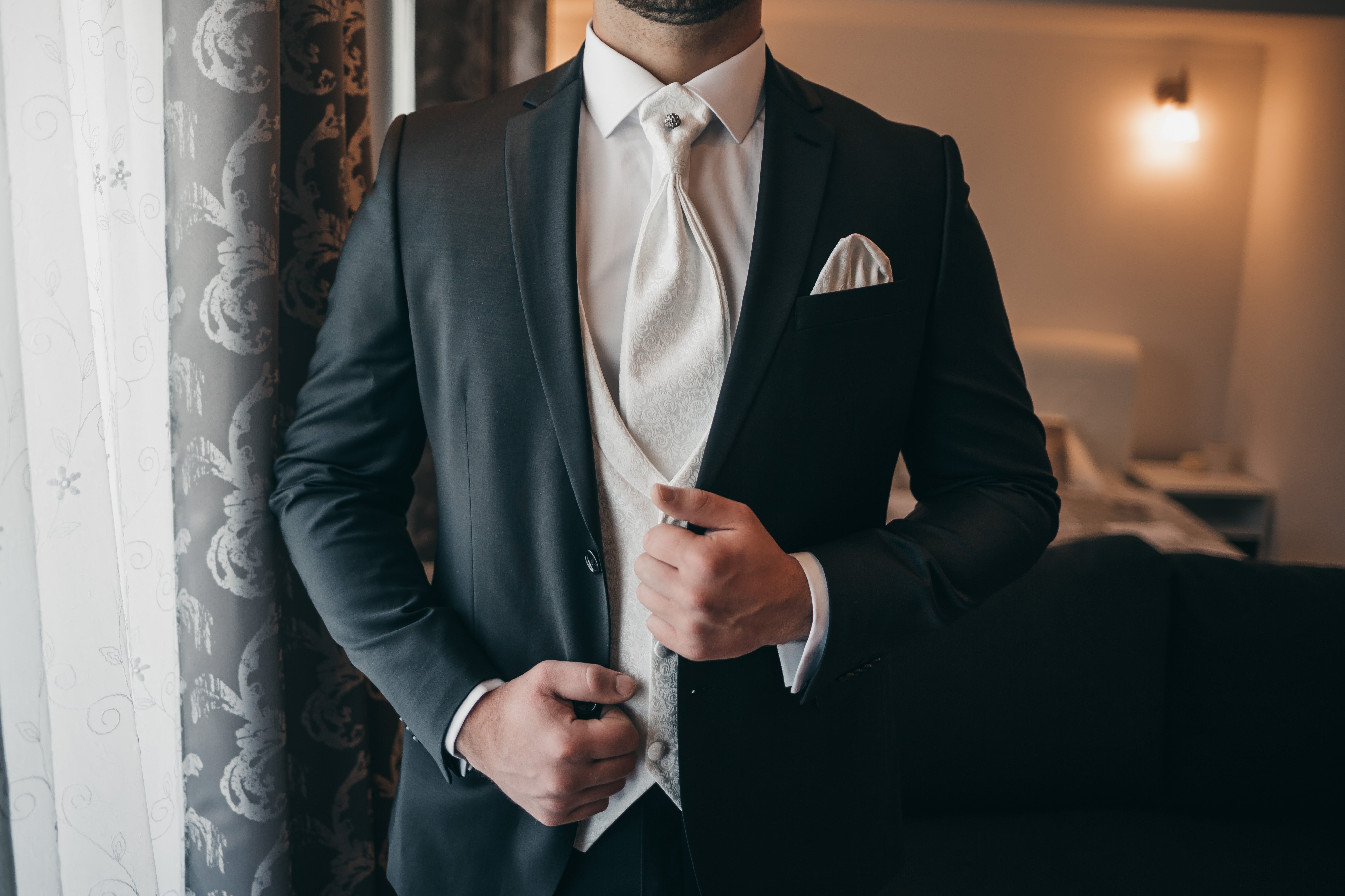 Tying the Knot in Style: Seasonal Men's Wedding Tuxedo Trends | My Suit ...