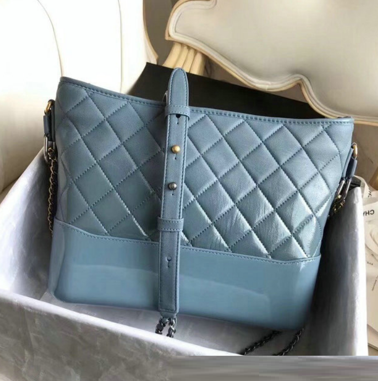 chanel bolsa baby blue