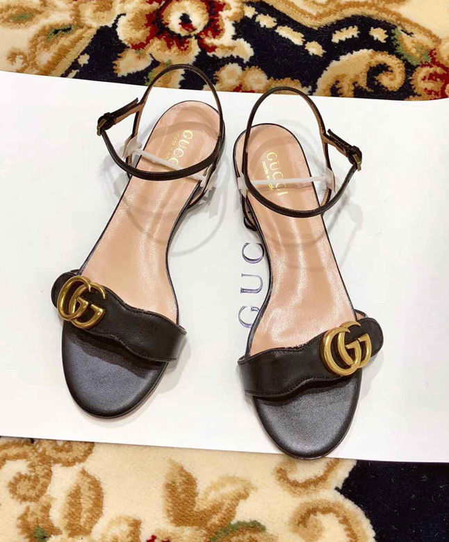 sandalia gucci branca