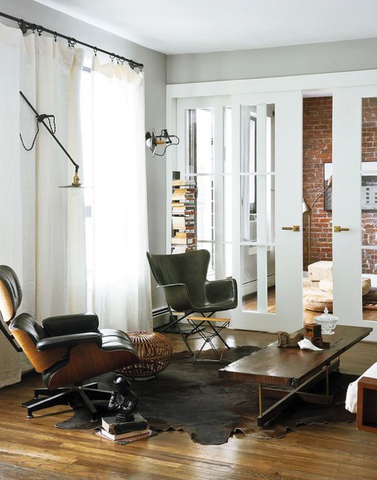 Eames leather lounge chair