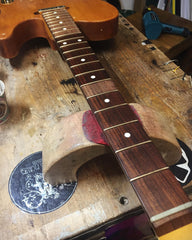 Monty's Guitar Montpresso Relic wax