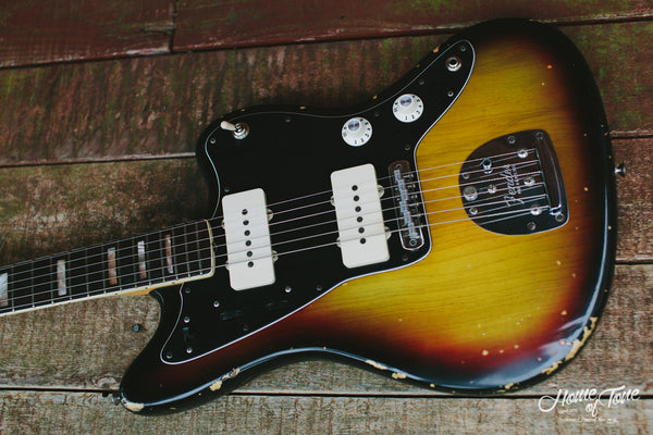 Ben's 1977 Fender Jazzmaster Feature