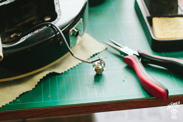 How to install a Les paul harness