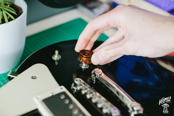 How to install a Les Paul harness