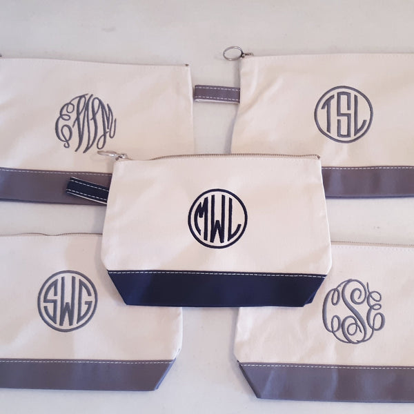 Monogrammed Makeup Bag, Cosmetic Bag with monogram – Pretty Personal Gifts