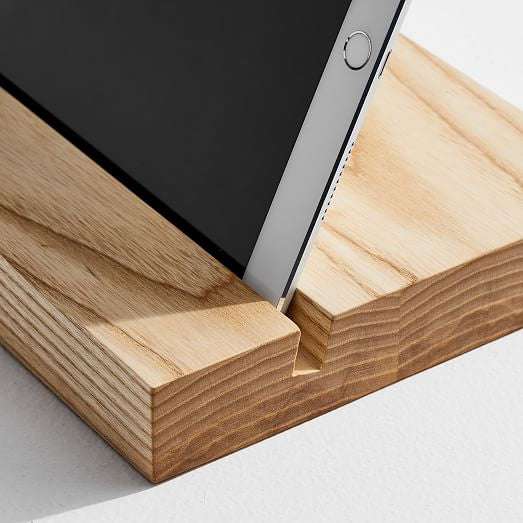 iPhone Stand– Solid Manufacturing Co.