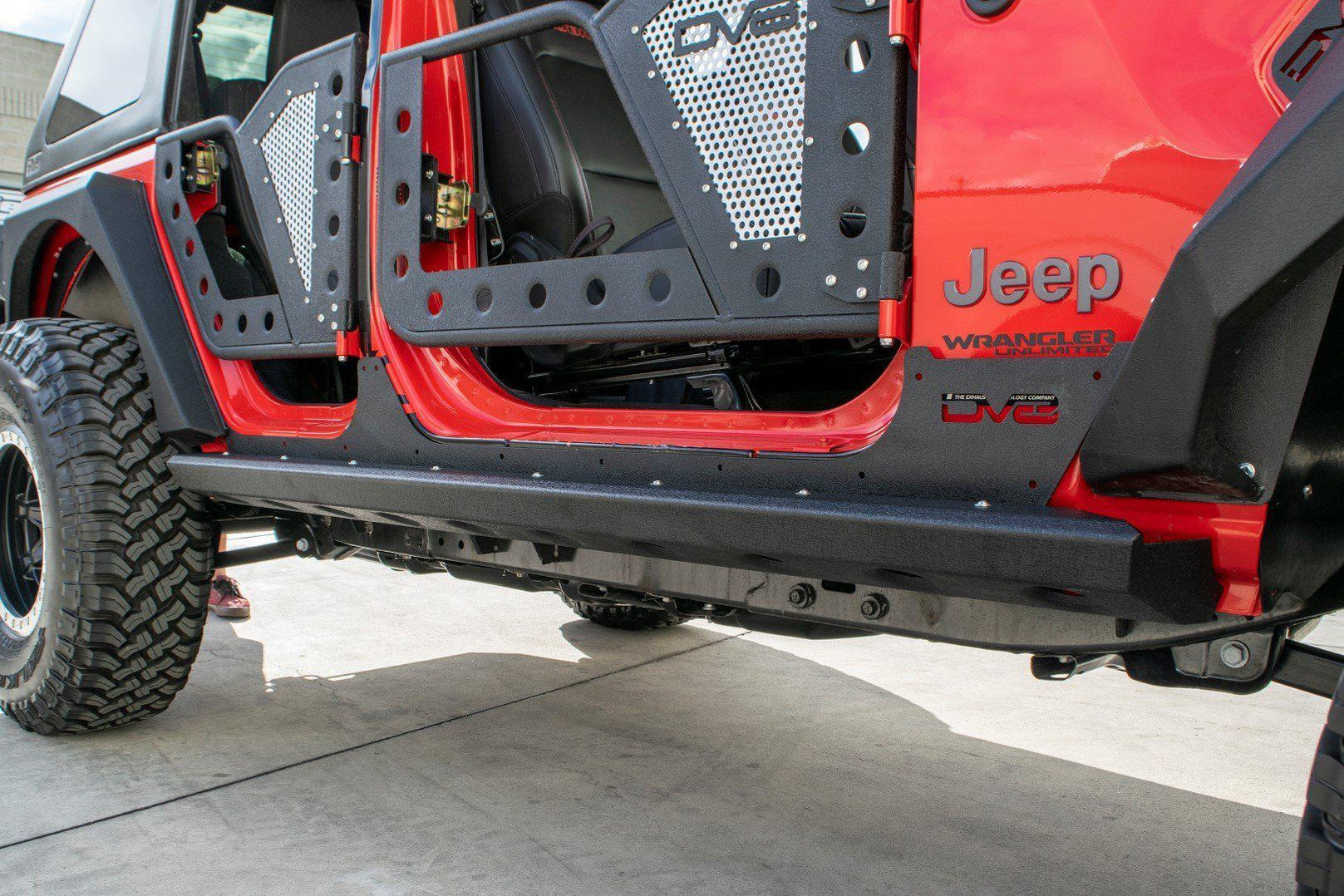 Jeep Wrangler JL 4 Door Rock Sliders w/ Rock Skins