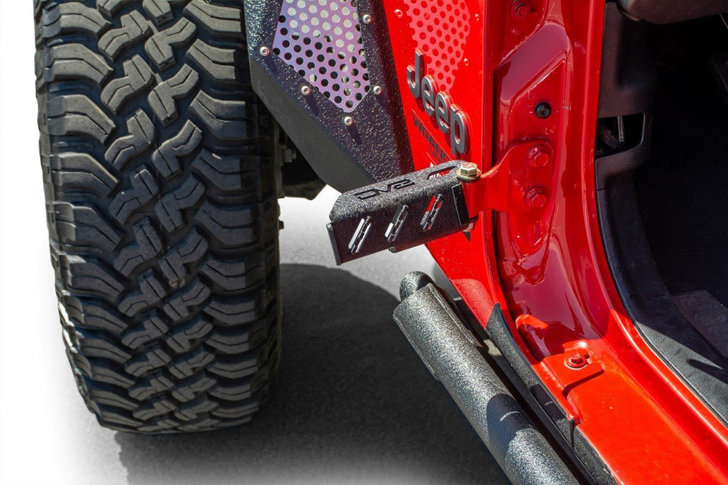 Jeep Wrangler & Gladiator Foot Pegs | DV8 Offroad