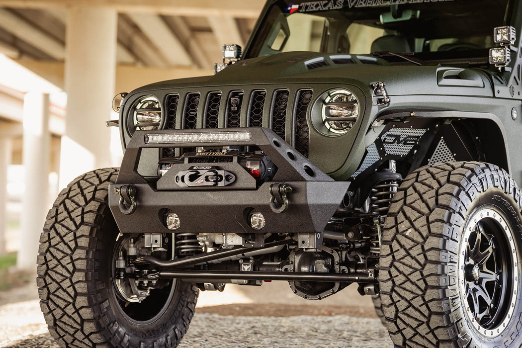 Jeep Wrangler FS-25 Stubby Front Bumper — DV8 Offroad