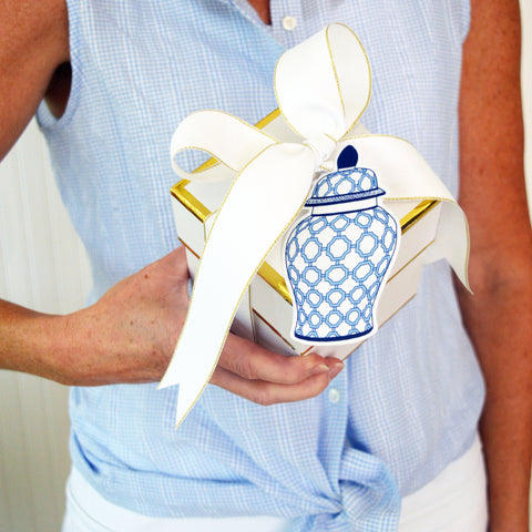 Blue and white ginger jar shaped gift tag