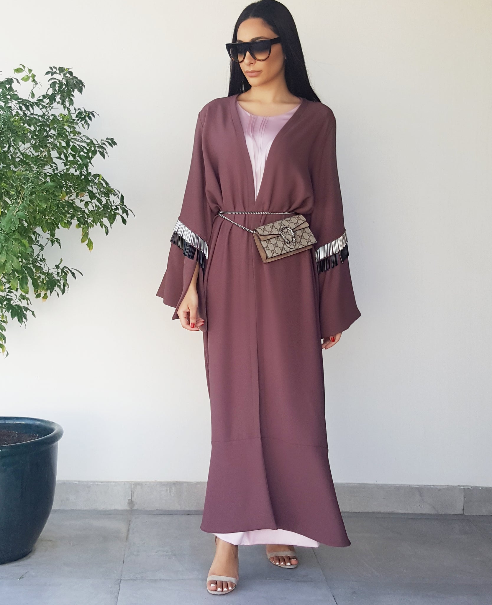 SS18 GRAPE BEADED TASSLE ABAYA – Qabeela