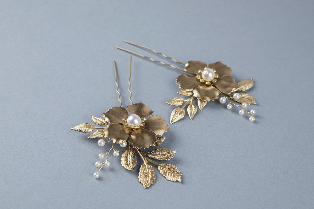 gold flower hair pins