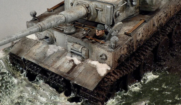Water effects scale model diorama