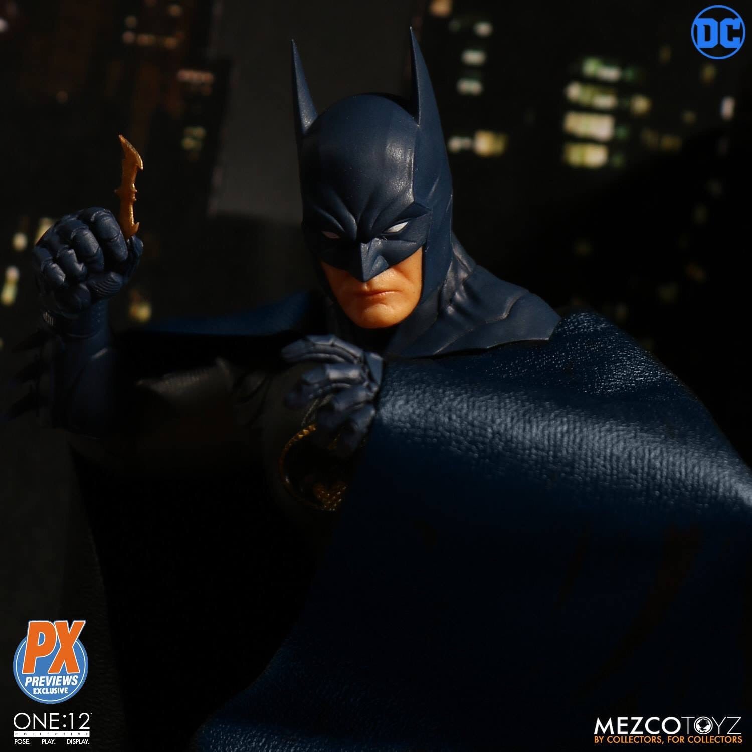 mezco sovereign knight batman px