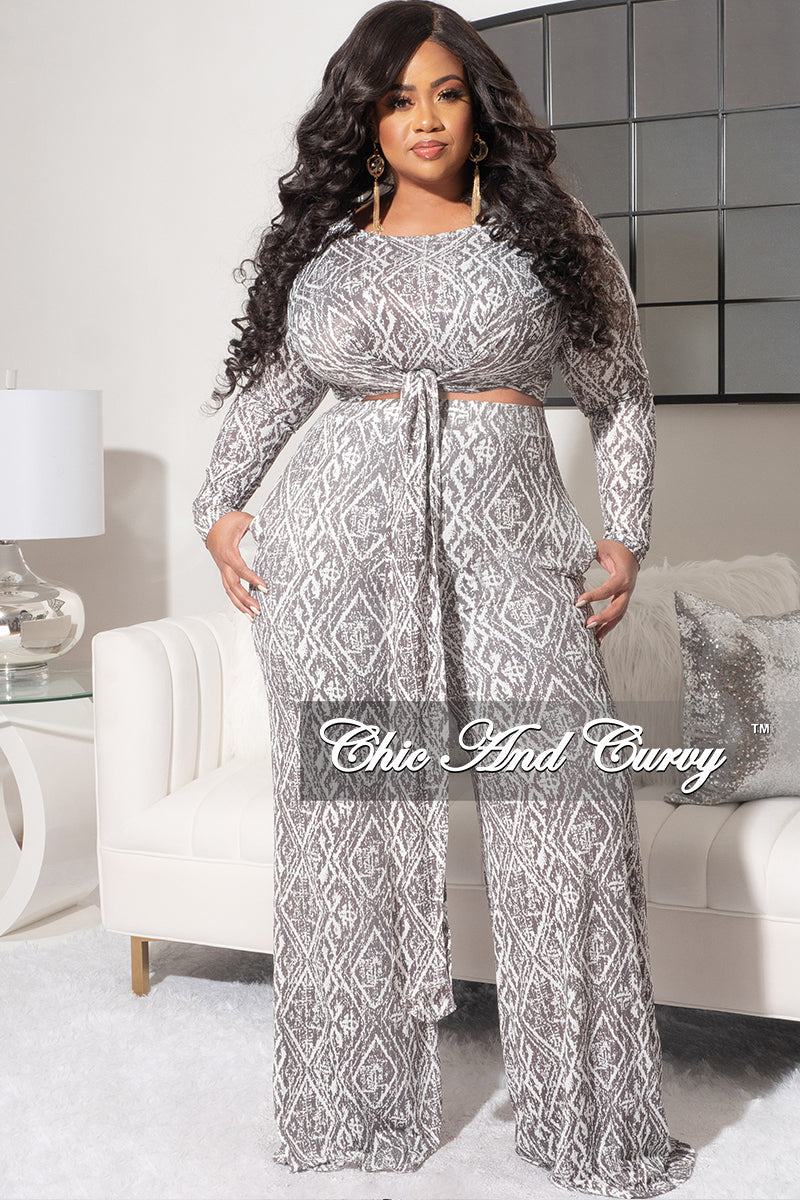 Final Sale Plus Size 2-Piece Top and Pants Set in Black with Gold