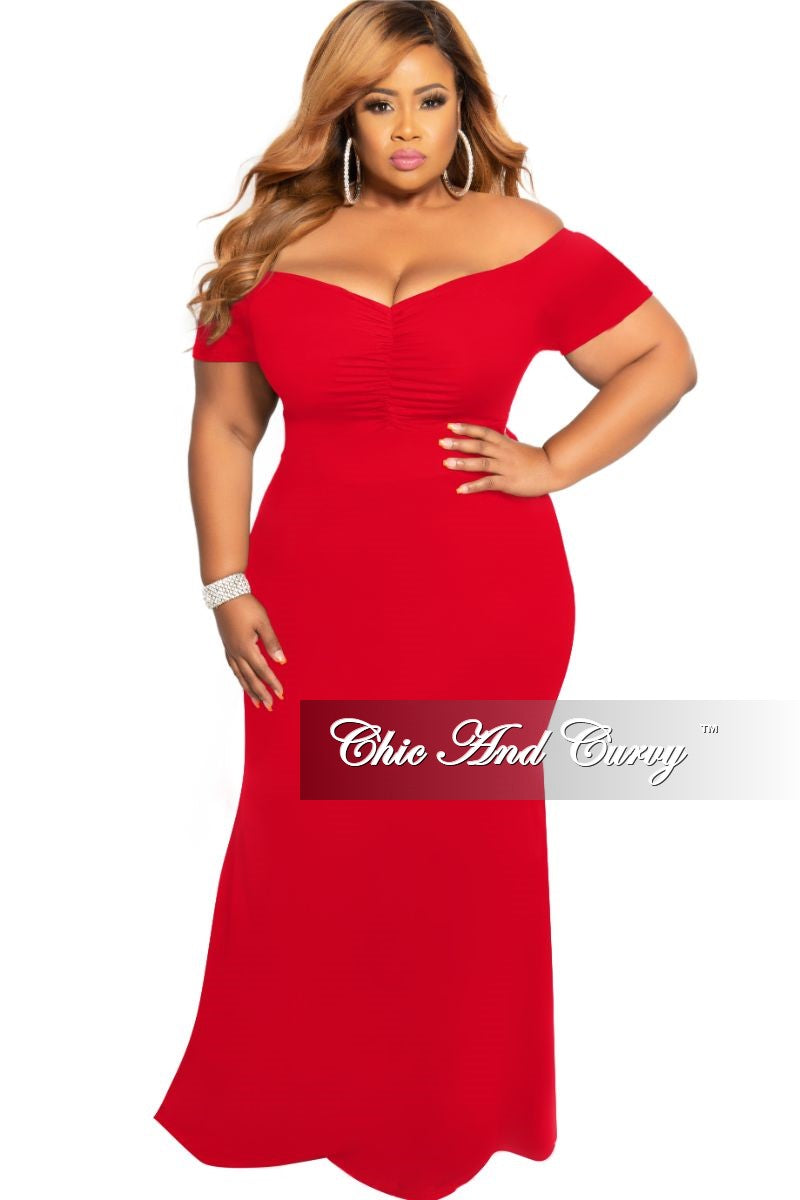 Curvy Exclusive Ruched Maxi Dress 