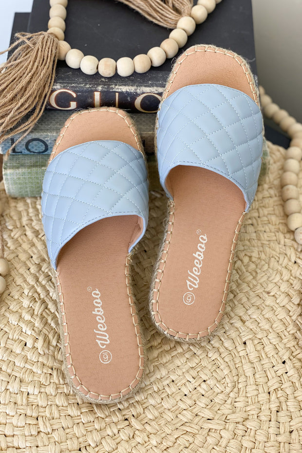 Chanel Sandals: Baby Blue - Cenkhaber