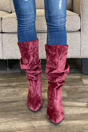 Lottery Boots: Burgundy Velvet - Mohebina laemeh