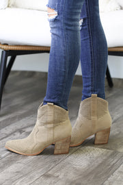 Press Replay Booties: Beige - Cenkhaber