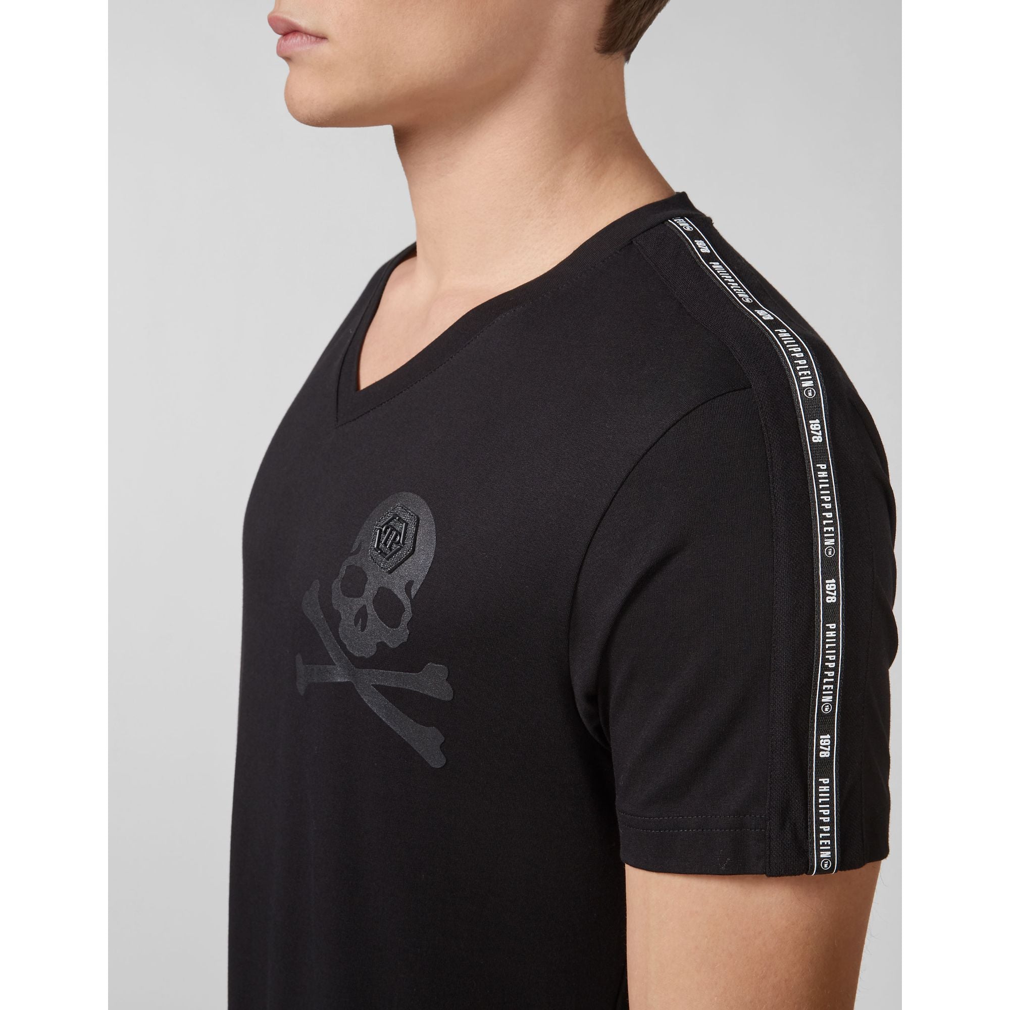 philipp plein v neck t shirt