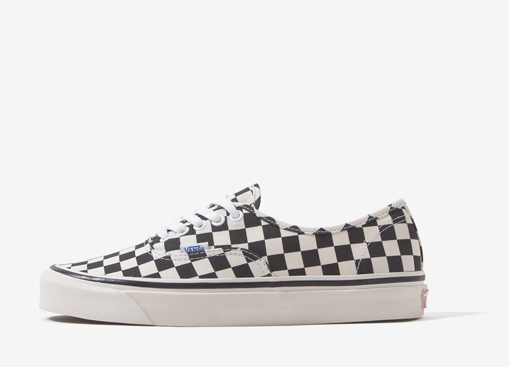 black and white square vans cheap online