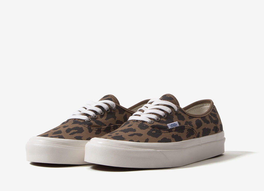 vans authentic 44 dx anaheim factory og leopard