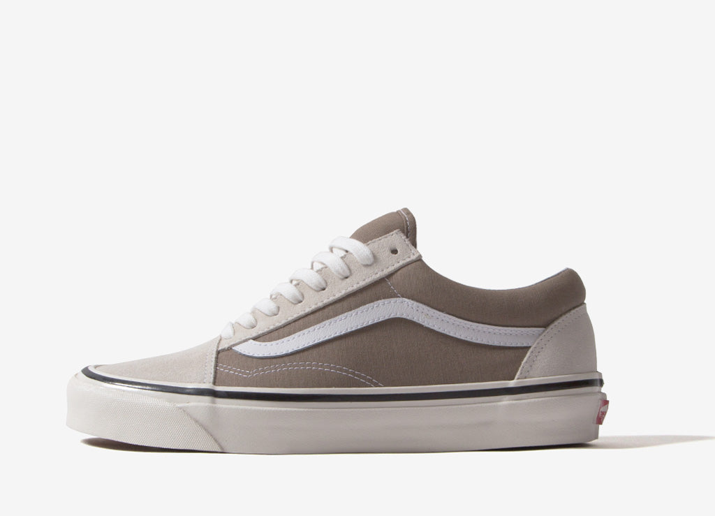 vans old skool birch white