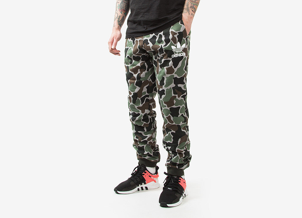 adidas sweatpants camo