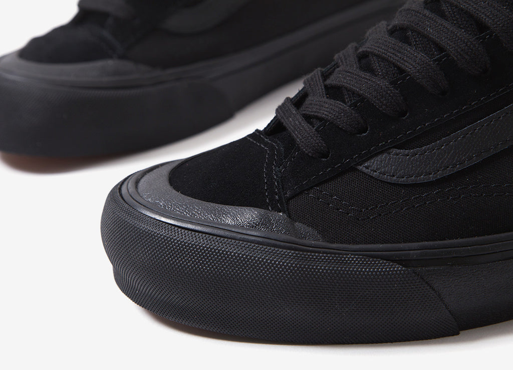 vans style 36 all black