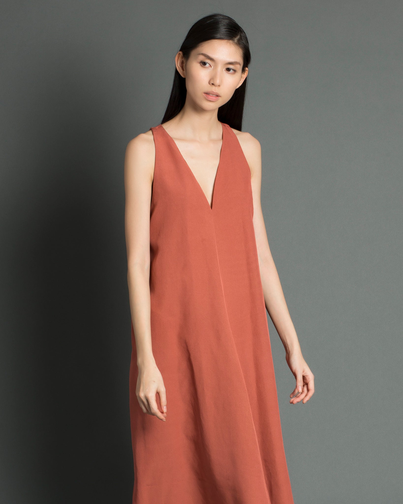 KAAREM - Sum Sleeveless V-Neck Silk Dress - Terracotta