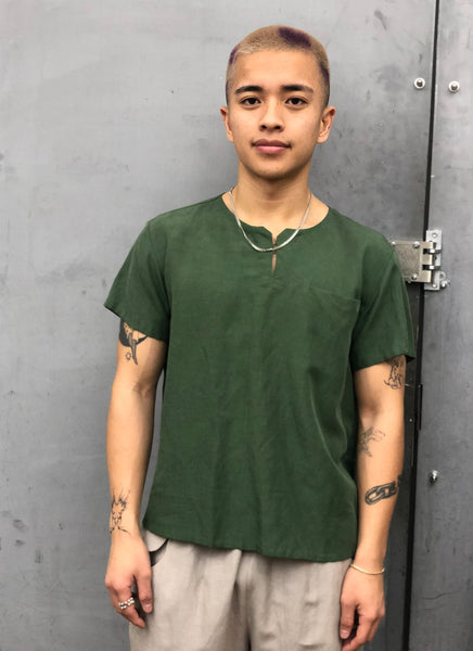 KAAREM - An Short Sleeve Pocket Top - Forest Green