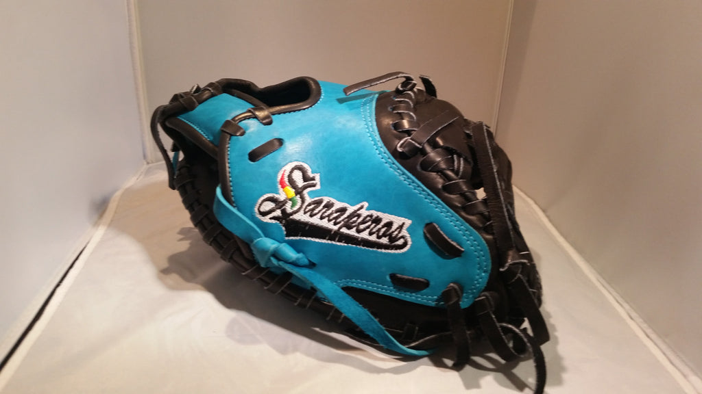 custom catchers gloves